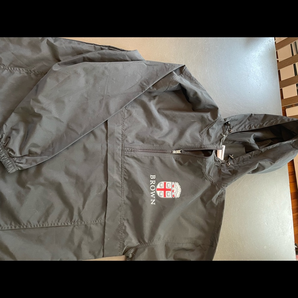 Brown University lightweight pullover hooded jacket. Black. Sz Large.